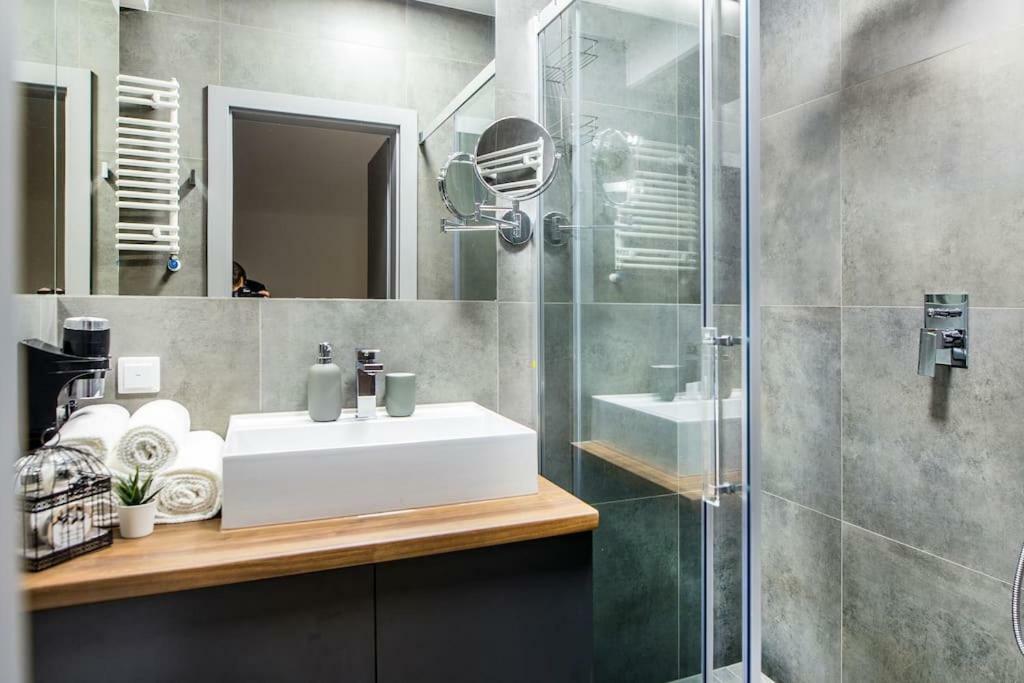 Rajska 3 Ap 206 By Atrium Apartments Krakow Bagian luar foto